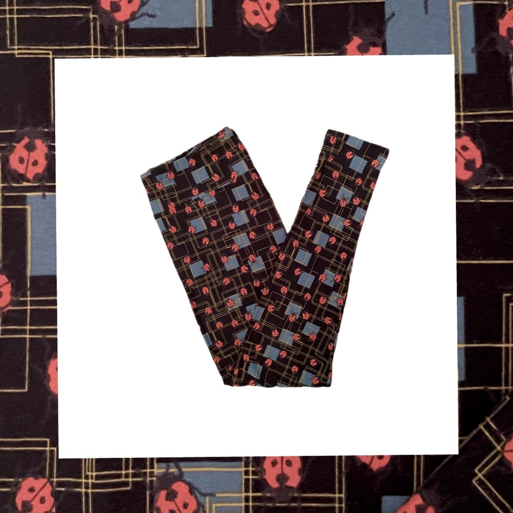 LuLaRoe TC Lady Bug 🐞 Leggings